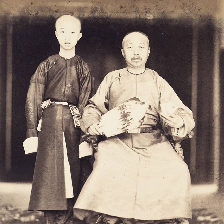 妻子舍不得婢女出嫁,丈夫:我把她收入房中,你们就不用分开了