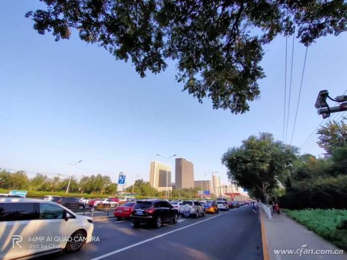 realmeX2评测:普及6400万鹰眼四摄的急先锋