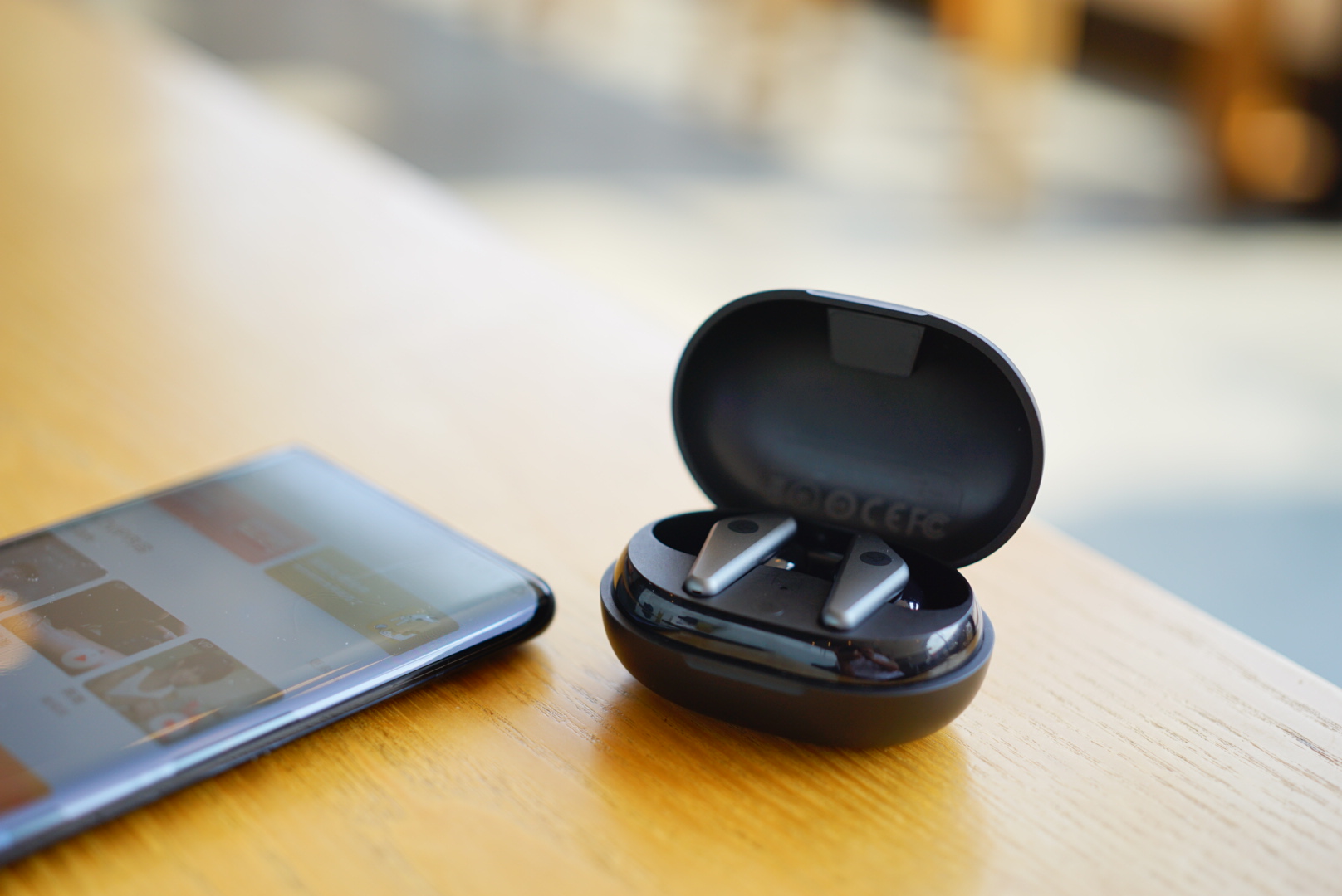 灏忛笩钃濈墮闊崇bird,灏忛笩trackair+璇勬祴