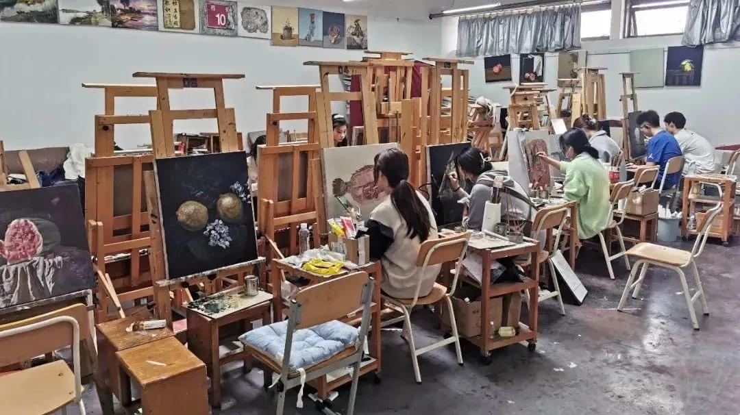 北京国际艺术学院,深圳国际艺术学校