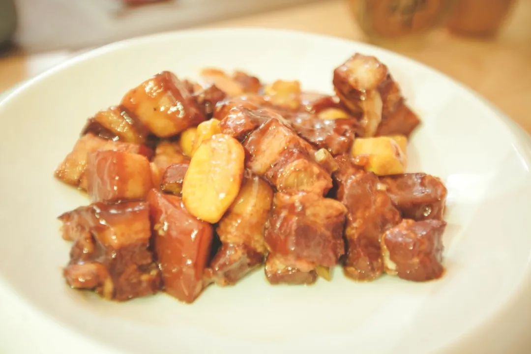 跑山猪原生态散养土黑猪,大山里的美食土鸡土鸭