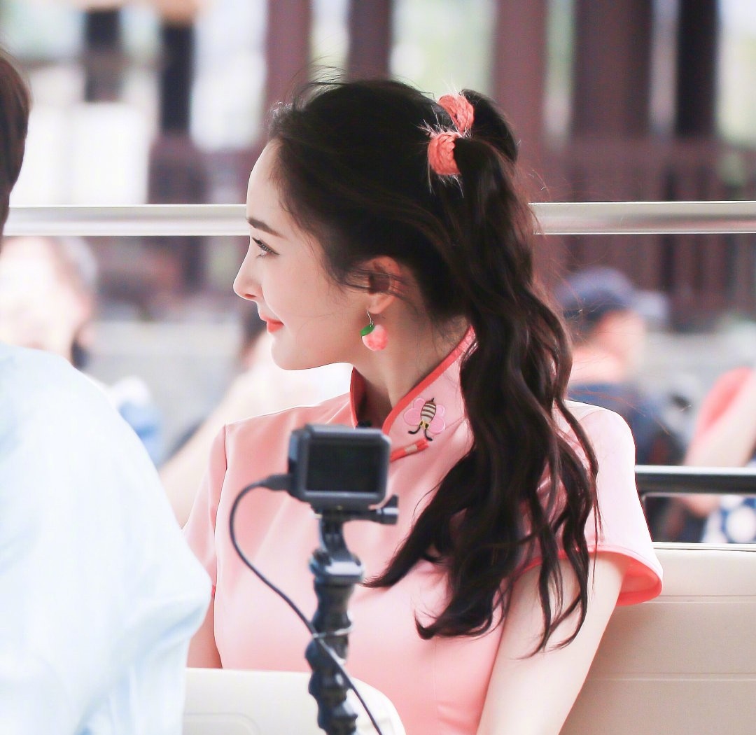 羡慕别人穿好看裙子,羡慕别人穿漂亮的衣服