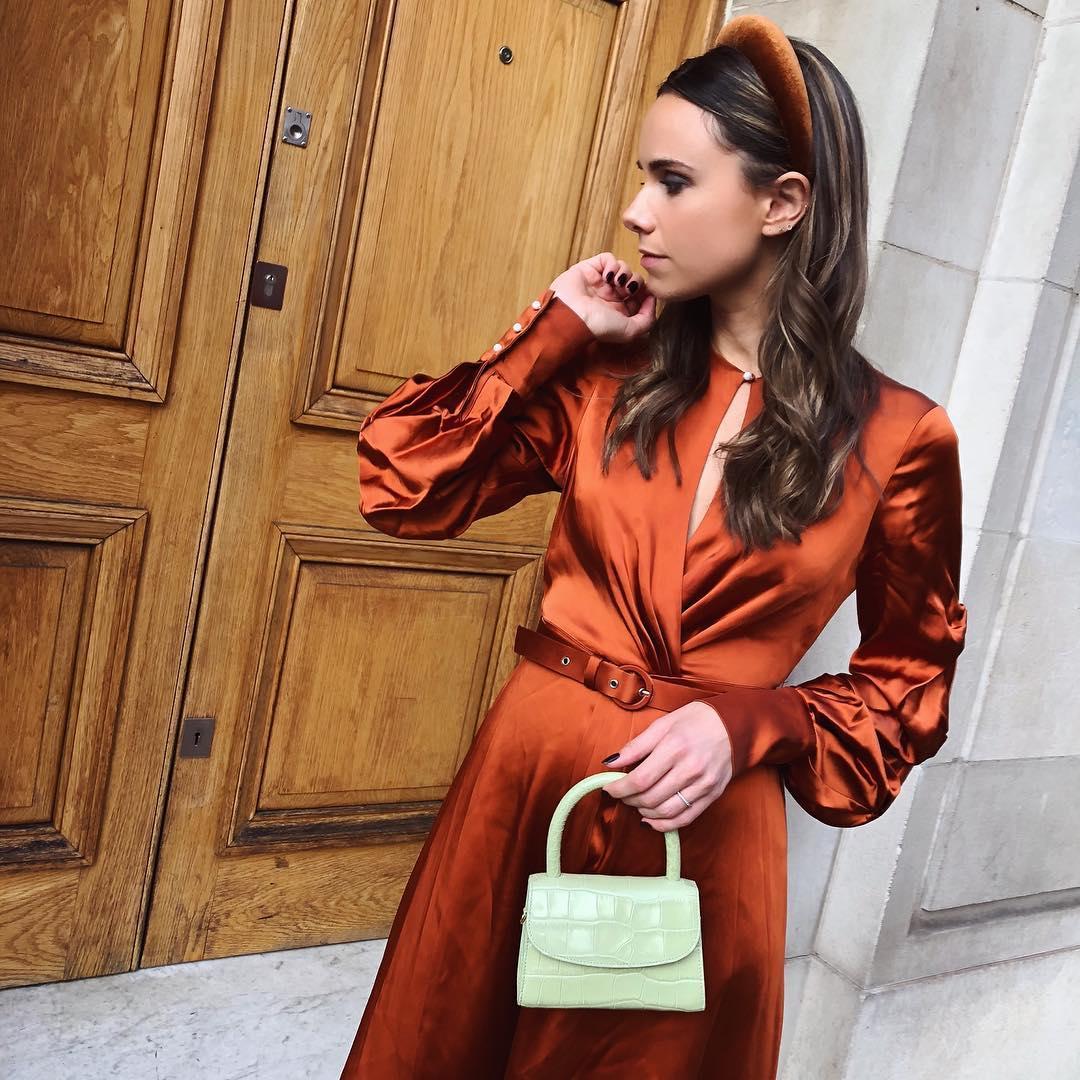 趋势|发带绑一绑,让新的一年从头开始美