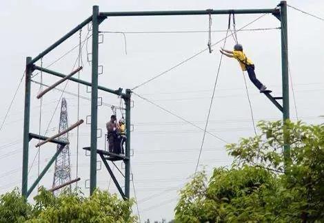 引领右脑《领袖创造营》第一期：校长，请重新定义你自己