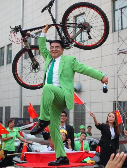 首善陈光标捐款视频,中国捐款第一名陈光标