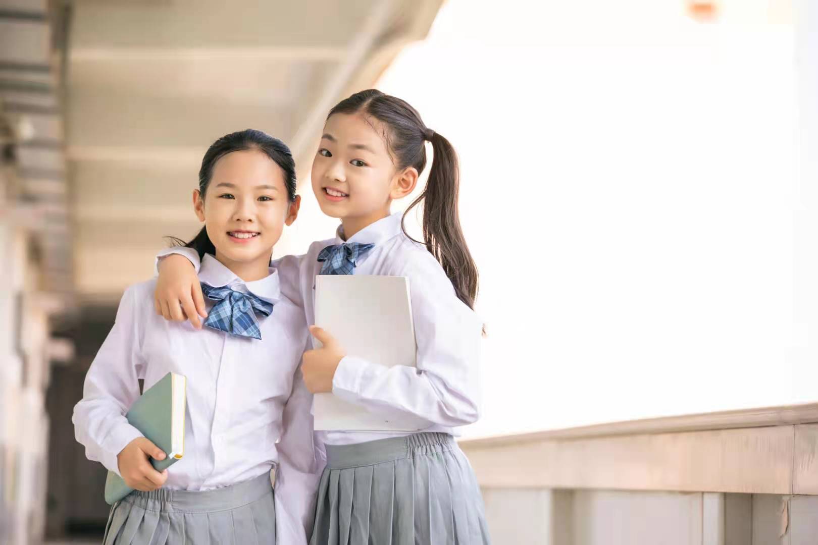 全班同学就一个孩子没奖状,全班就儿子没写作业怎么办