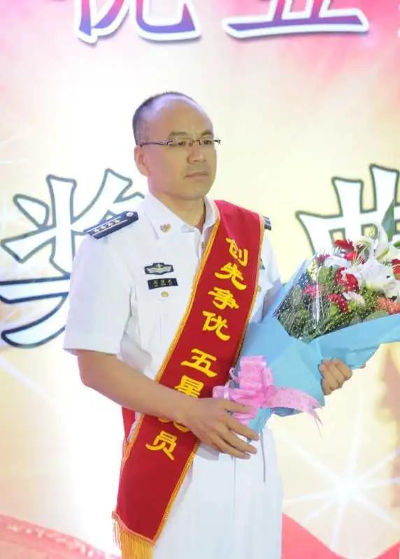 海军航空兵大校一等功,海军大校一等功