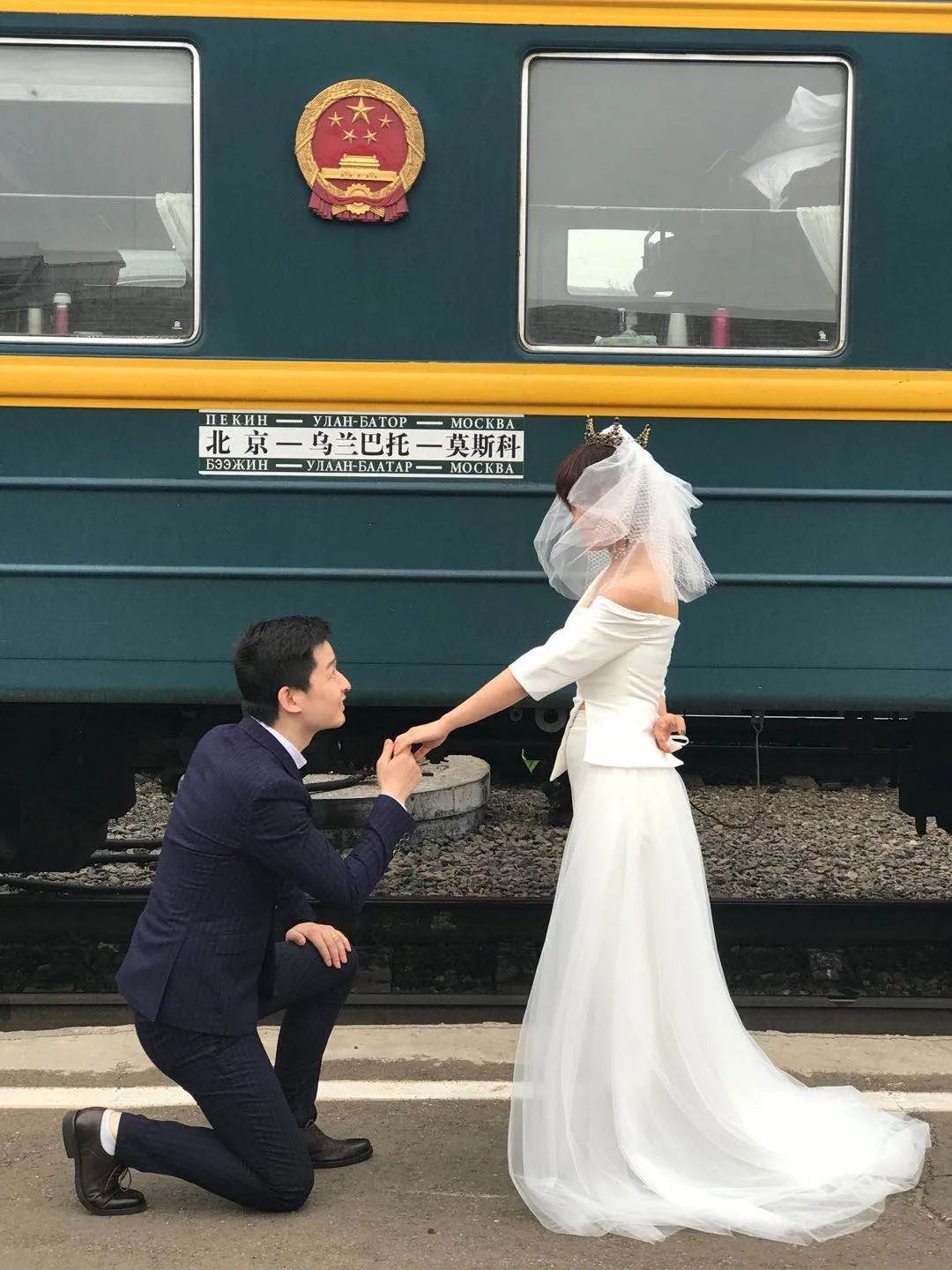 中华第一车:全程6天5夜,单程超6000元仍一票难求