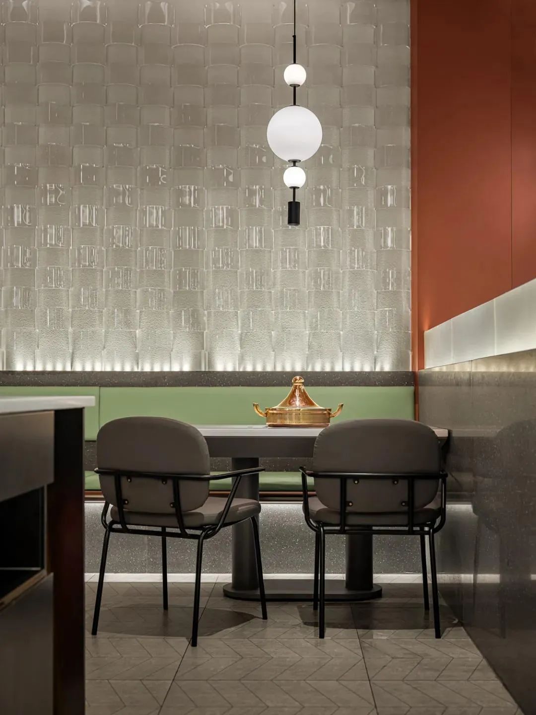 餐饮老店升级设计,餐饮店品牌升级改造设计施工