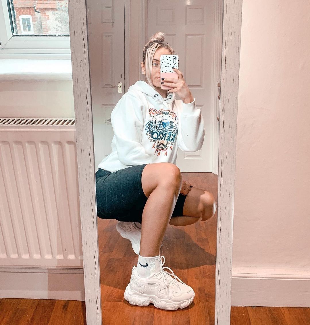 春夏都可以穿的卫衣推荐,品牌卫衣女款什么牌子质量好