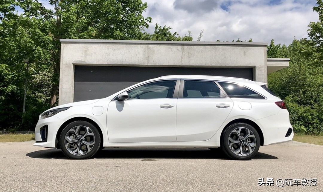 起亚新ceed旅行版日内瓦首发,起亚ceed旅行车中国上市了吗