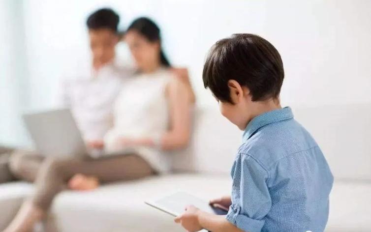 100多元的奶粉能买吗,300块钱以上的奶粉就不要再喝了