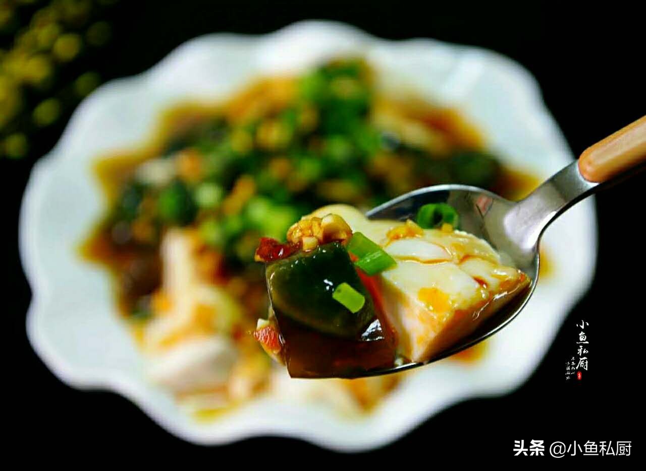 夏天太热就别炒菜了，试试这道凉菜吧，低脂高钙又爽口，越吃越香