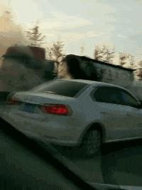 搞笑gif趣图妹子你别闹了,搞笑gif趣图妹子你这笑容太魔性了