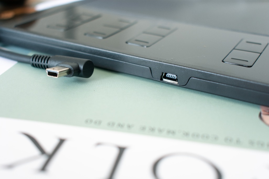 高漫1060pro数位板手机绘画,文彩1060plus和高漫1060pro哪个好