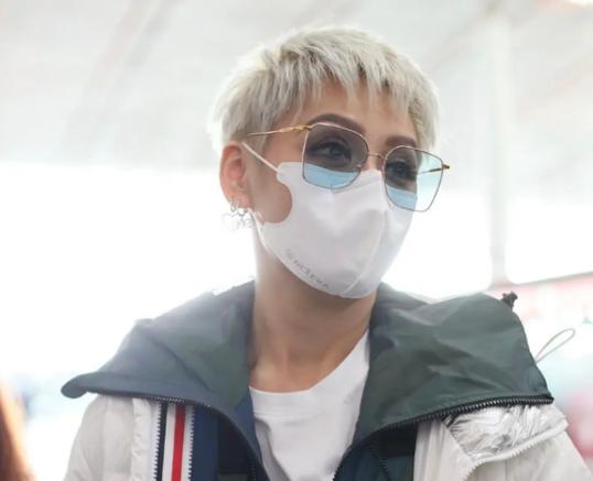 刘晓庆姜文经典片段,刘晓庆和姜文片段