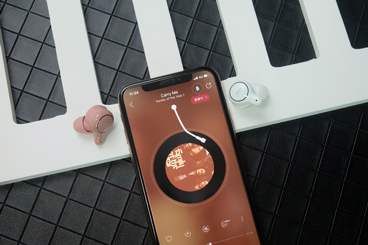 情人节礼物玫瑰和口红,情人节礼物兰蔻口红