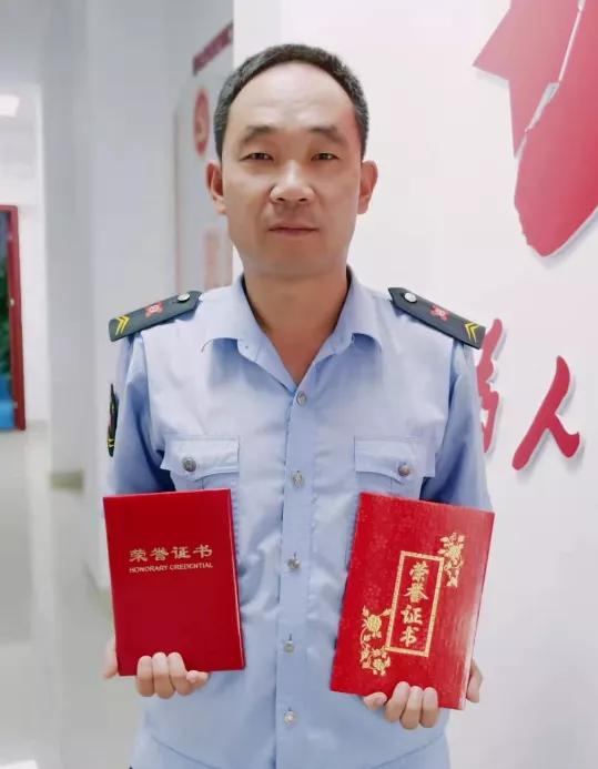 珠海司机和妻子两地分居14年，却坚持留下！支撑他的是这座城市浓浓的人情味