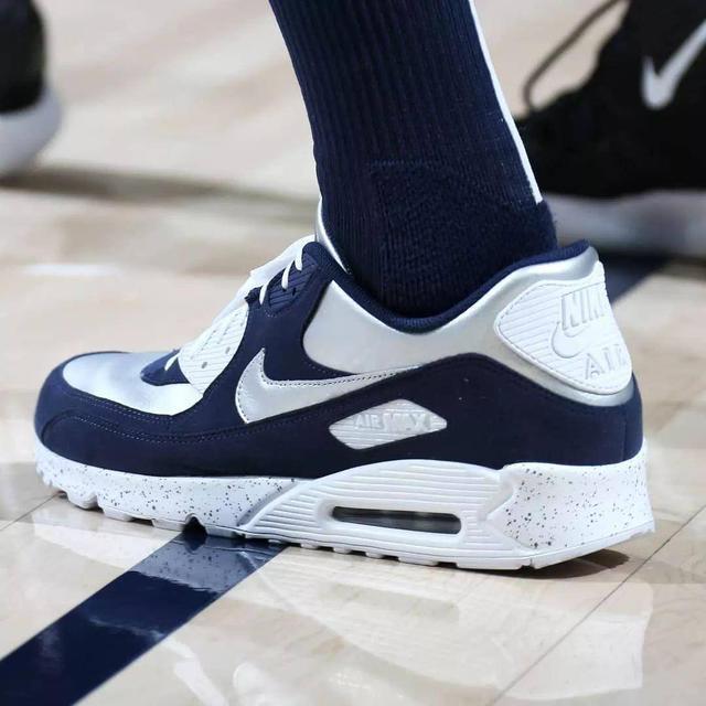 nba五大踩爆球鞋,nba球员上脚杜兰特的球鞋