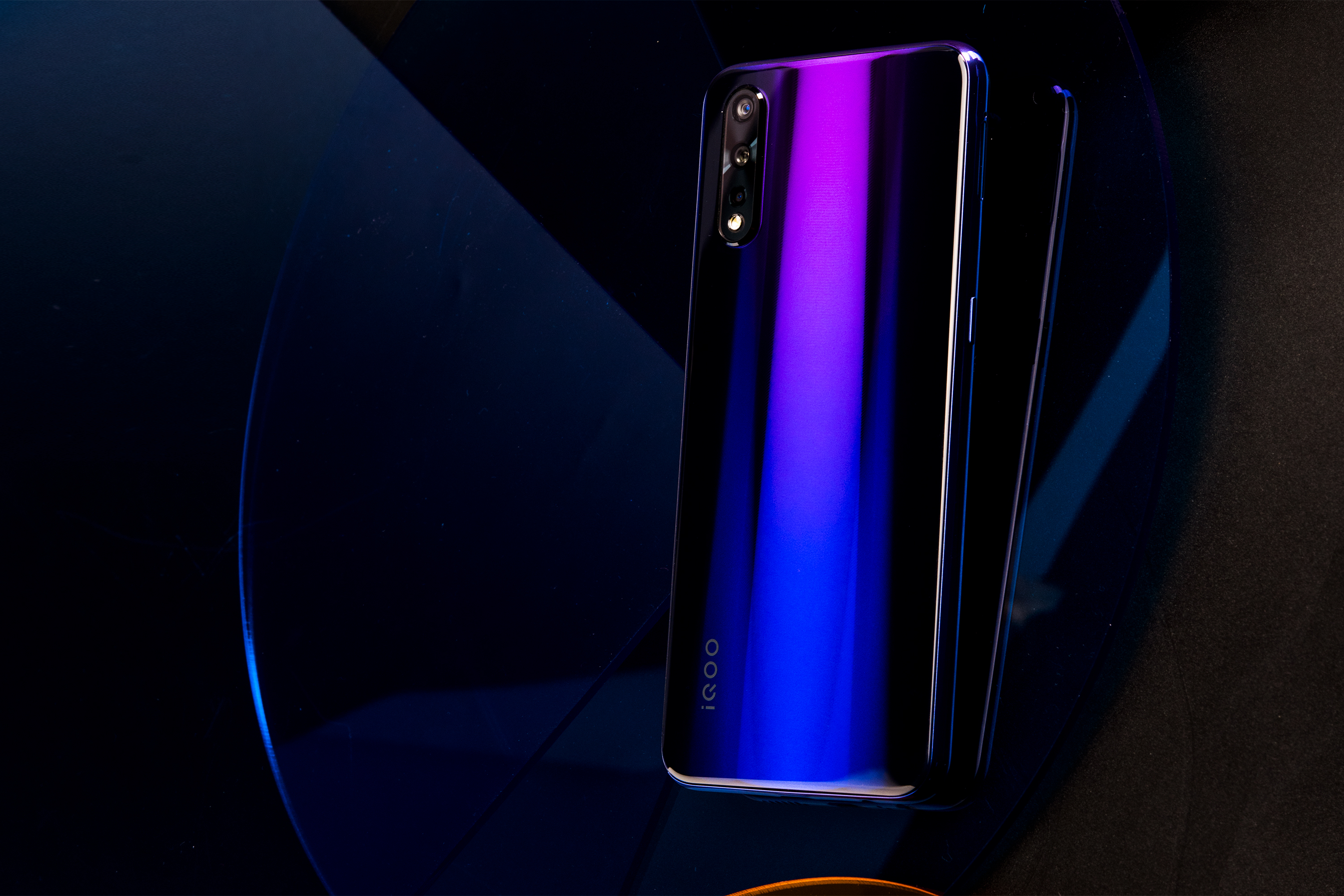 iqooneo855版价格,iqooneo855版原装屏多少钱