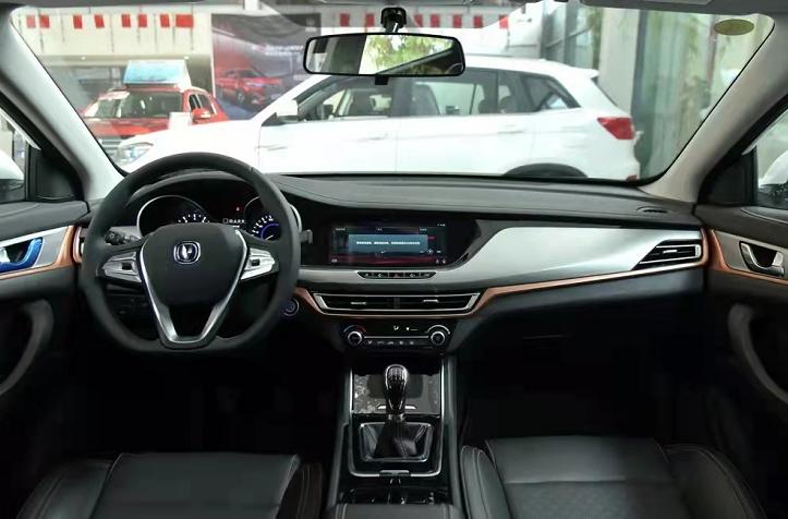 长安逸动xt油耗显示10.7准吗,最新16款长安逸动xt真实评价