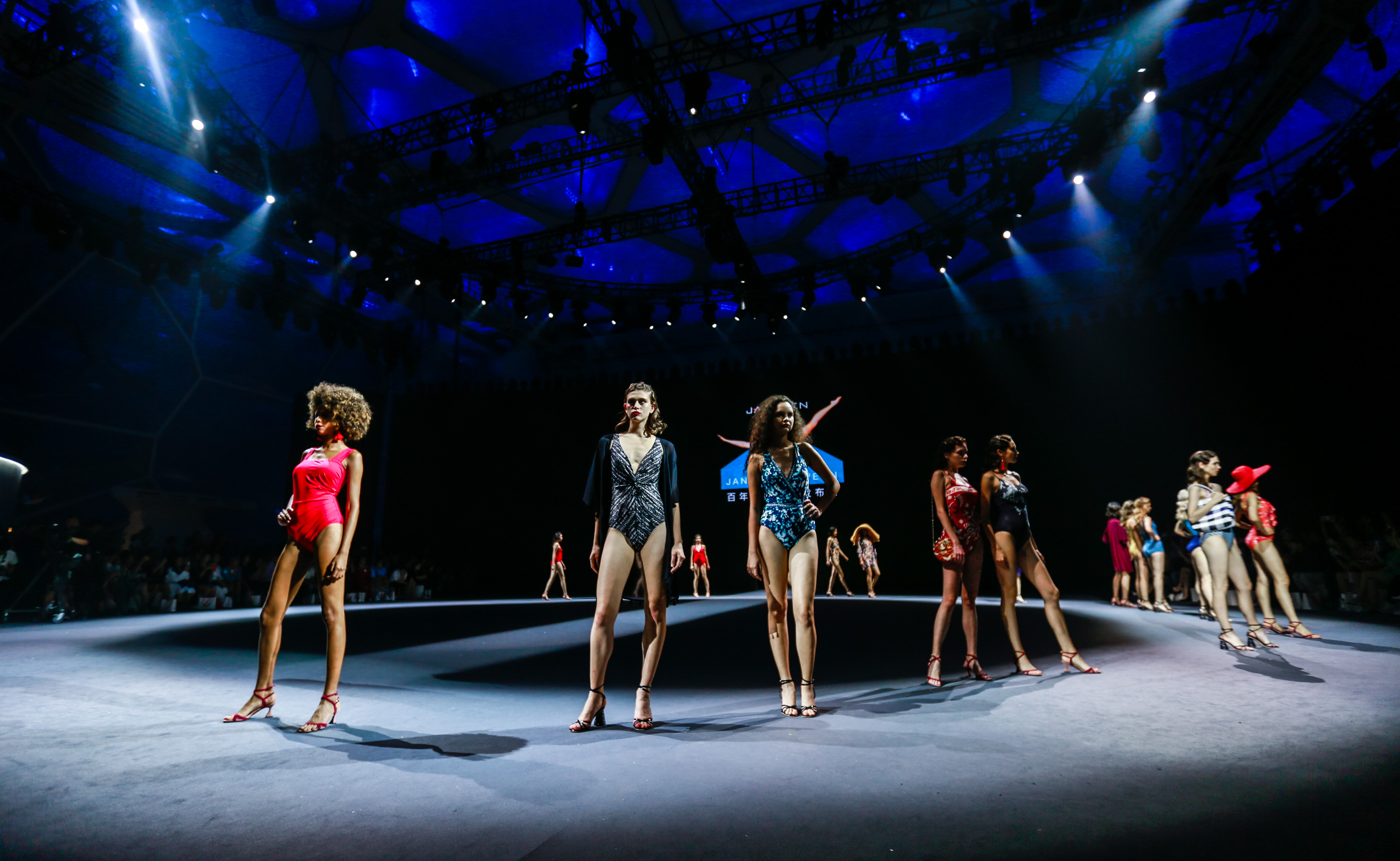 2019米兰泳装时装周,国际泳装时装周2019