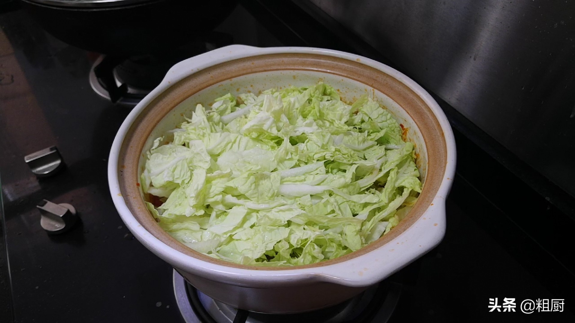 一锅熟的酸菜鱼,一锅鱼鲜最正宗的做法