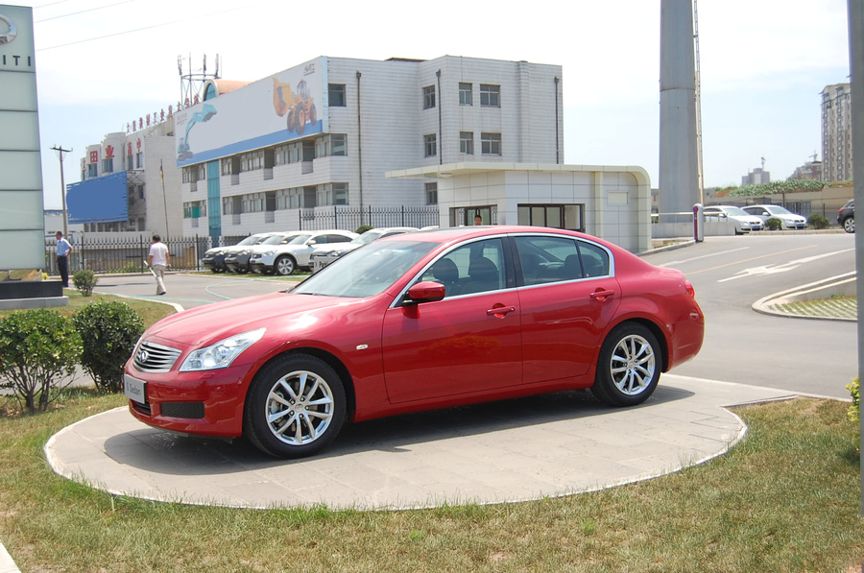 马自达8mpv新款上市,马自达8座mpv