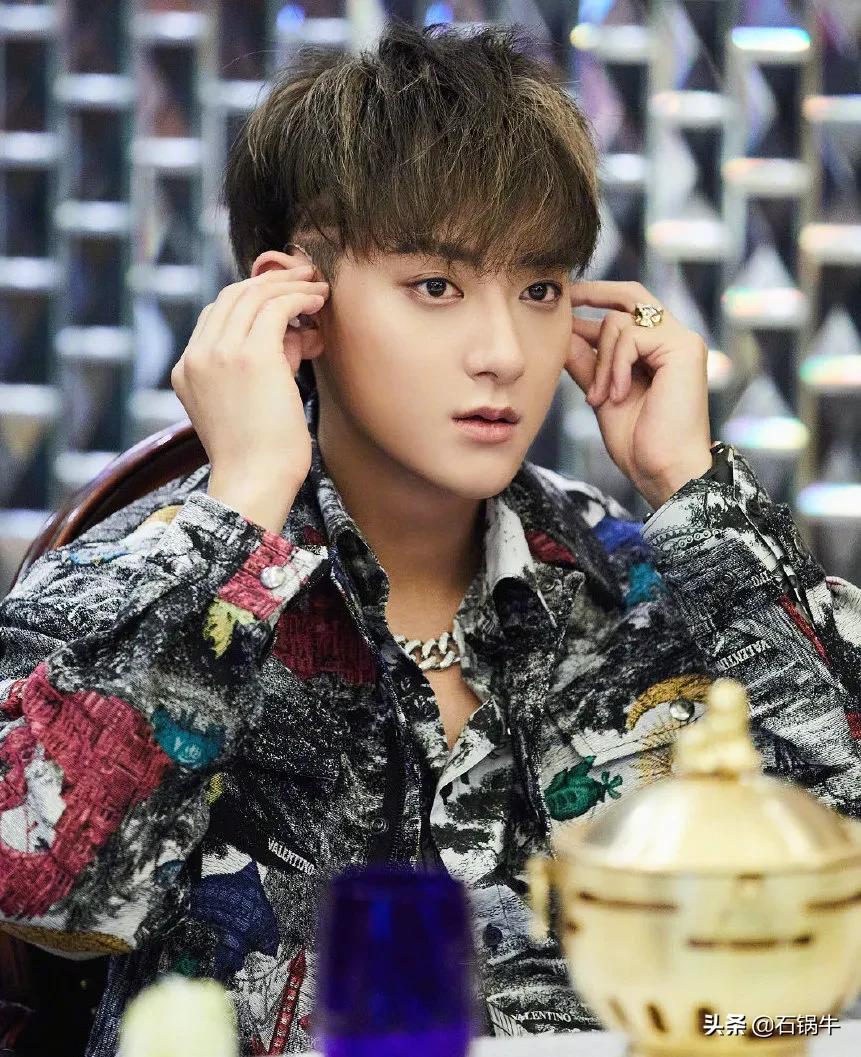 濡備綍鍒嗚鲸榛戠溂鍦堝拰鍗ц殨,宸茬粡鍒嗕笉娓呮槸鍗ц殨杩樻槸榛戠溂鍦堜簡