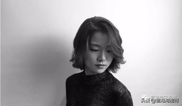 2020年最流行的发型气垫烫锁骨发,2020年最流行烫的锁骨发型