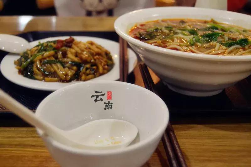 2020年八月特价机票成都,特价机票80元去成都