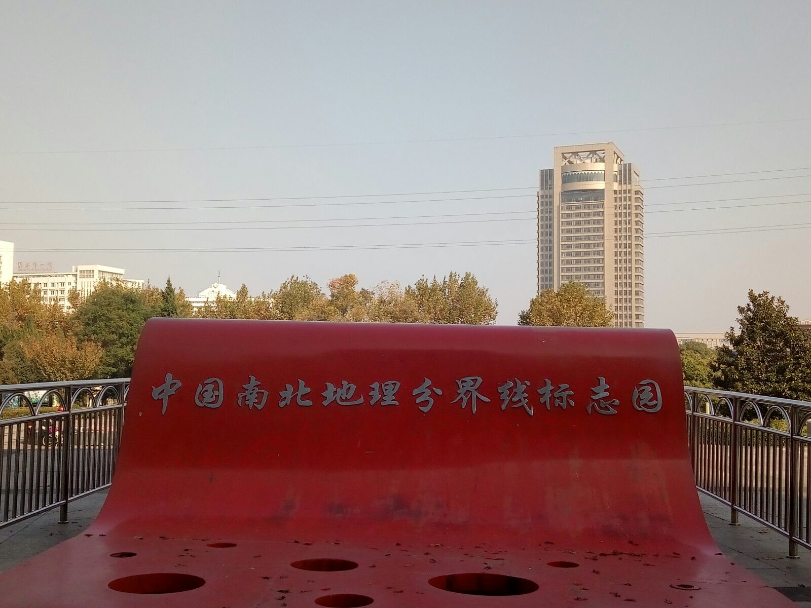 绐﹀ē鍐ゅ崈铏戝紩鏉ヤ竾閲嶆剚,鍙圭濞ヨ瘲