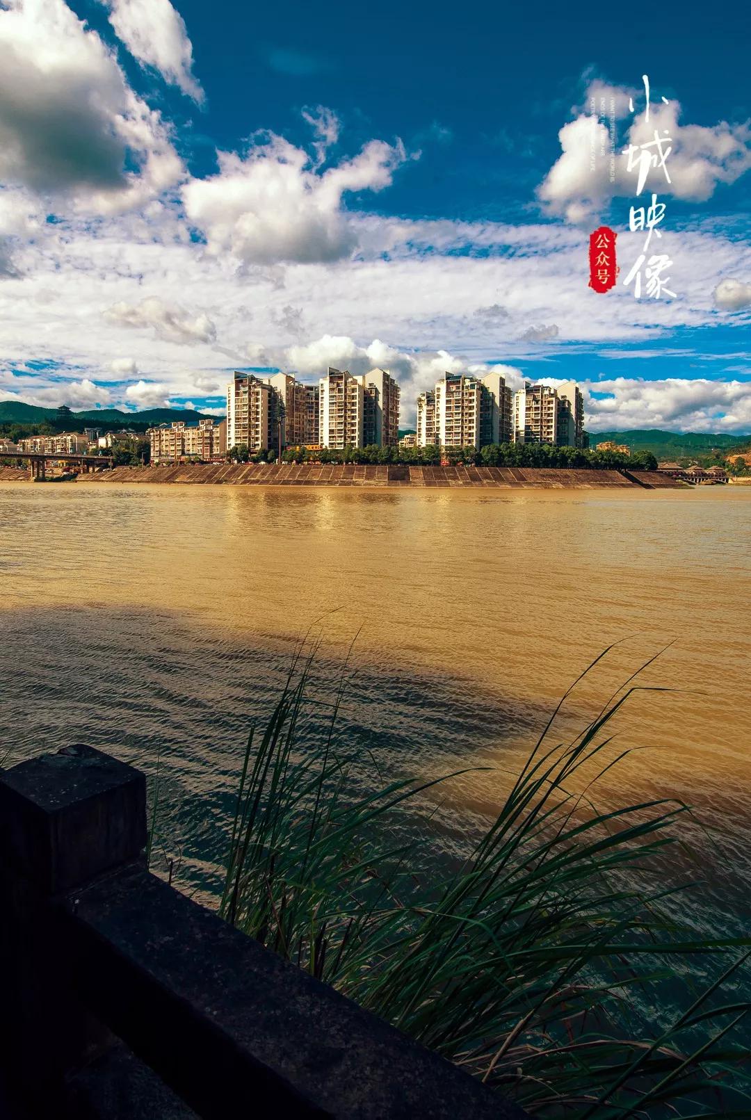 剑阁哪些地方历史悠久,剑阁县的简介