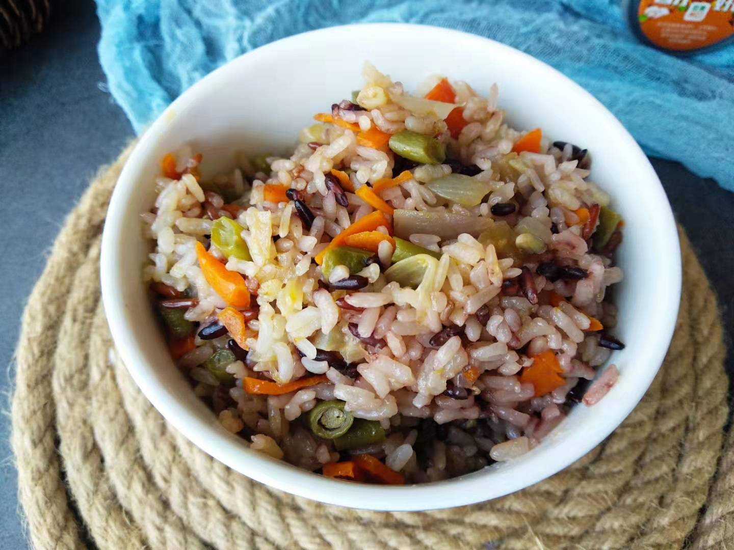 煮的饭太多了吃不完怎么处理,吃不完的剩饭怎么处理比较好