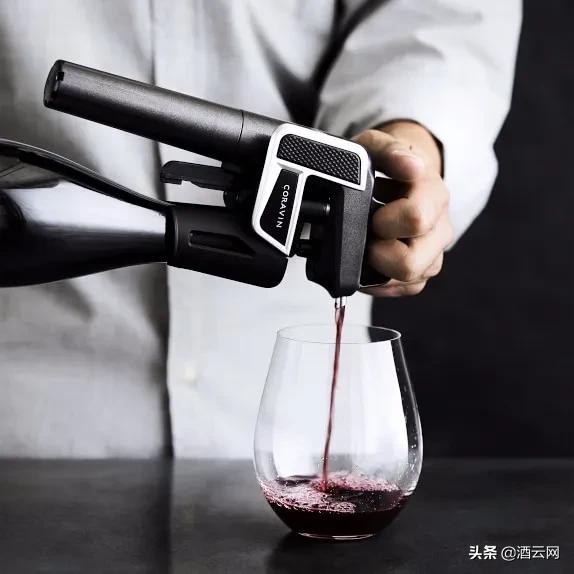 葡萄酒瓶塞破了怎么开瓶,葡萄酒开断塞技巧