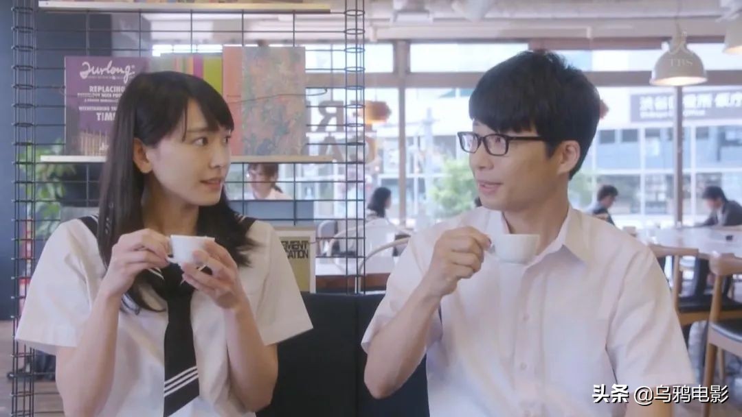 我爸和我灵魂互换后，这羞耻尴尬的生活...