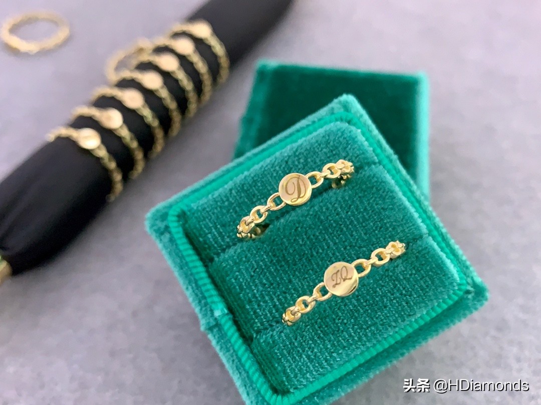 适合春夏的贵气感首饰,多彩首饰点缀细节不经意的时尚感