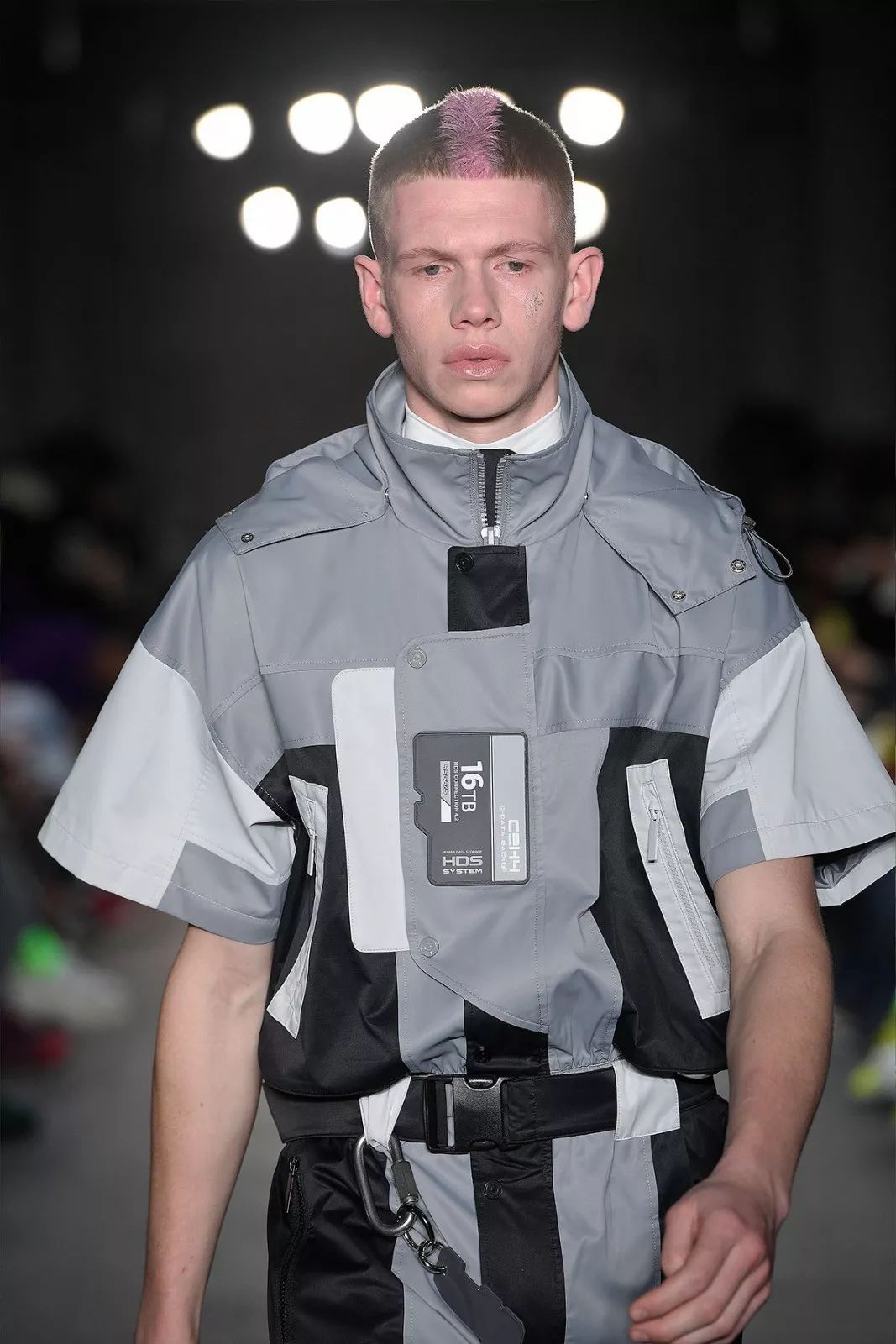 进击的国潮!看中国设计玩转西方街头潮流