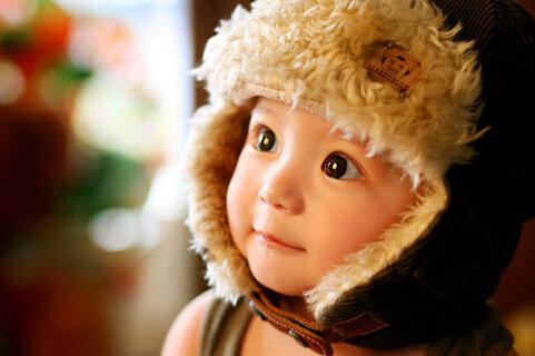 新生儿遭嫌弃,新生儿出生被嫌弃丑