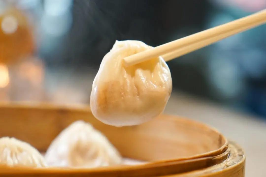 机票白菜价,五一青岛去哪里机票最便宜