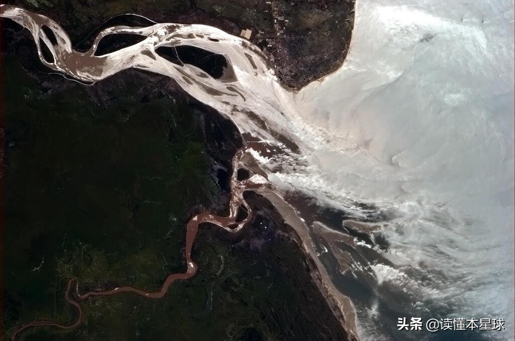 200个鄱阳湖容量的马拉维湖，如何成非洲三国角逐主战场？