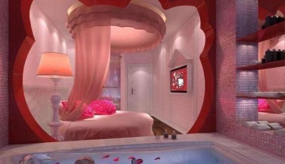 情侣酒店的床为何是圆形的解说,情侣酒店的床和普通的一样吗