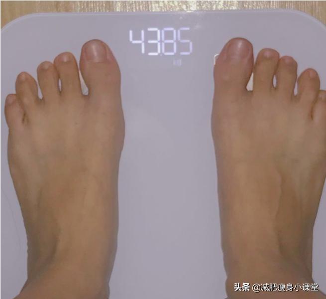 微胖的女孩为什么难减下来？分享从108到88的减肥过程