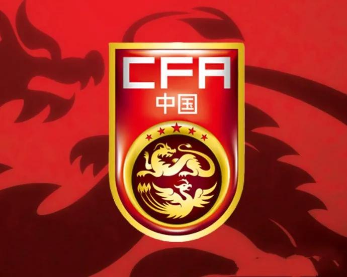 中国足球需要有责任的教练,中国足球是球员问题还是教练问题