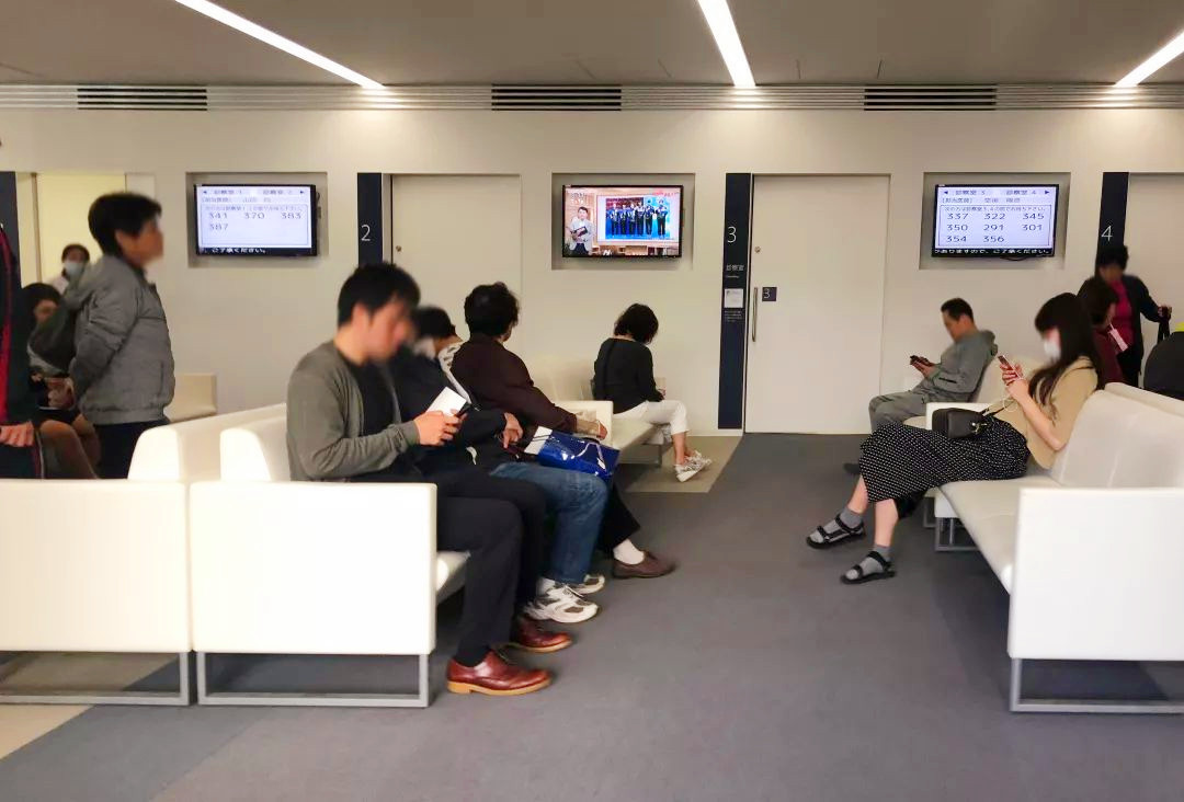 张雪峰底子差不爱学想考好学校,张雪峰孩子不爱学习