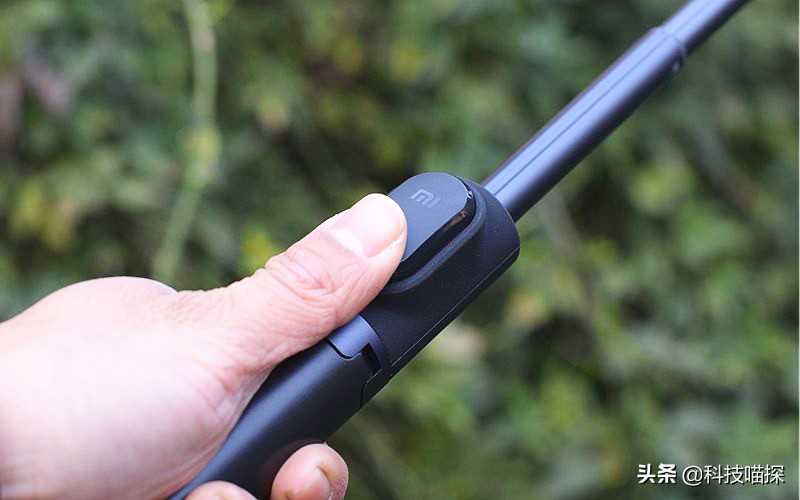 小米支架式自拍杆如何操作,自拍杆效果图