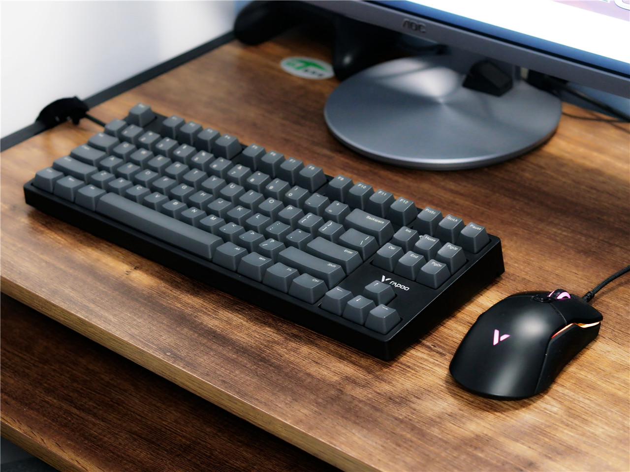 雷柏v860-87是不是金属板,雷柏v860-87键盘怎么样