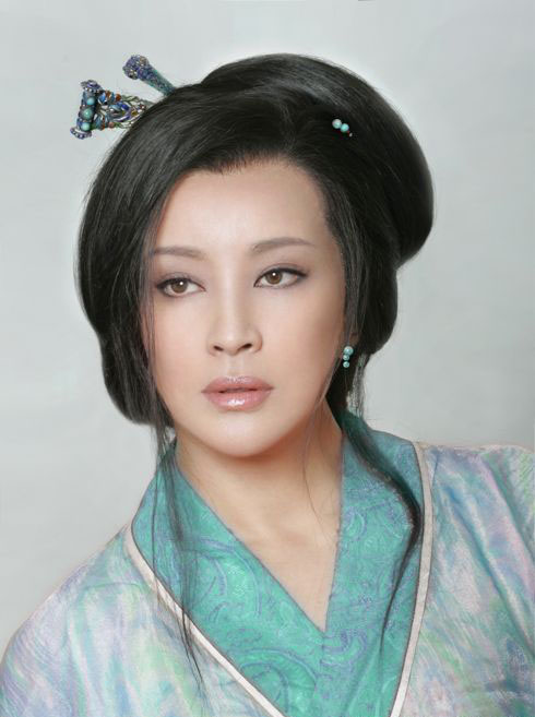 刘晓庆入狱谁对她帮助最大,刘晓庆当年是怎么入狱的