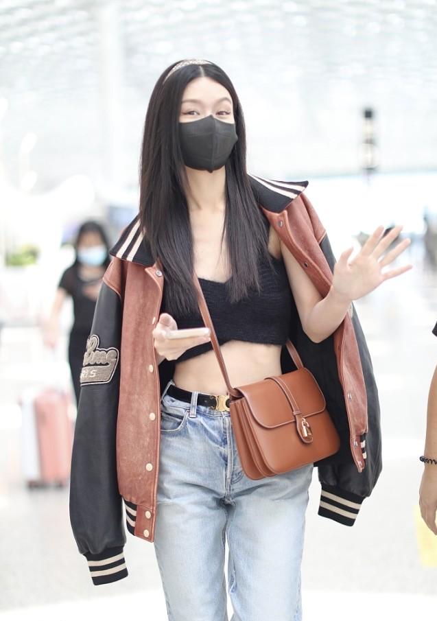 32岁文咏珊视频,文咏珊20岁装扮