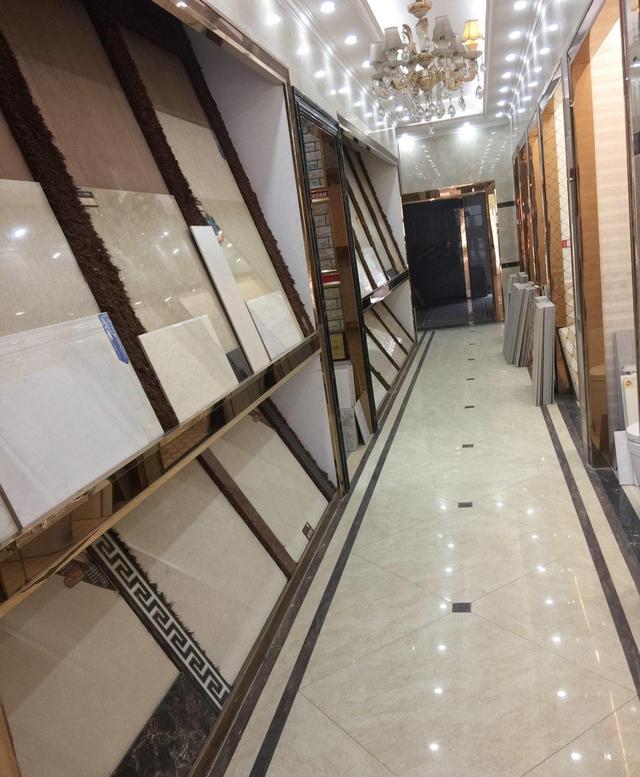 以前不懂铺了木地板现在很后悔,买瓷砖不知道要多少瓷砖